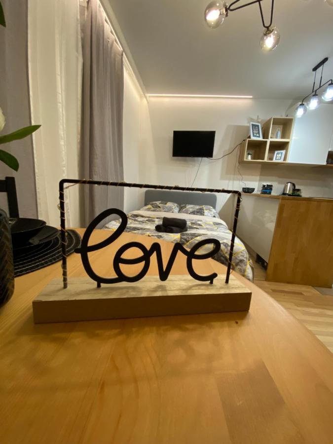 Love Glow Studio Krakau Buitenkant foto
